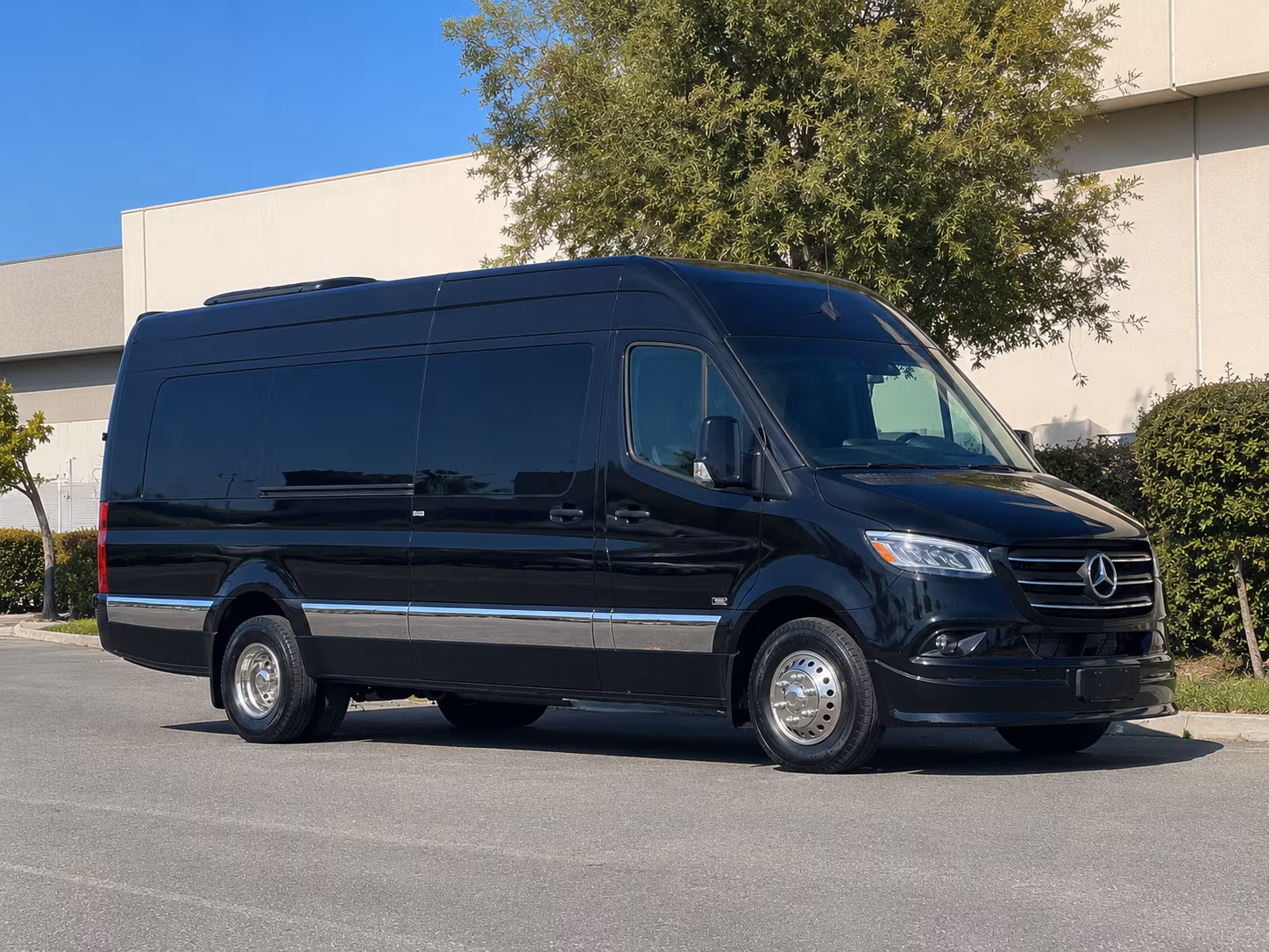 8 passenger sprinter van